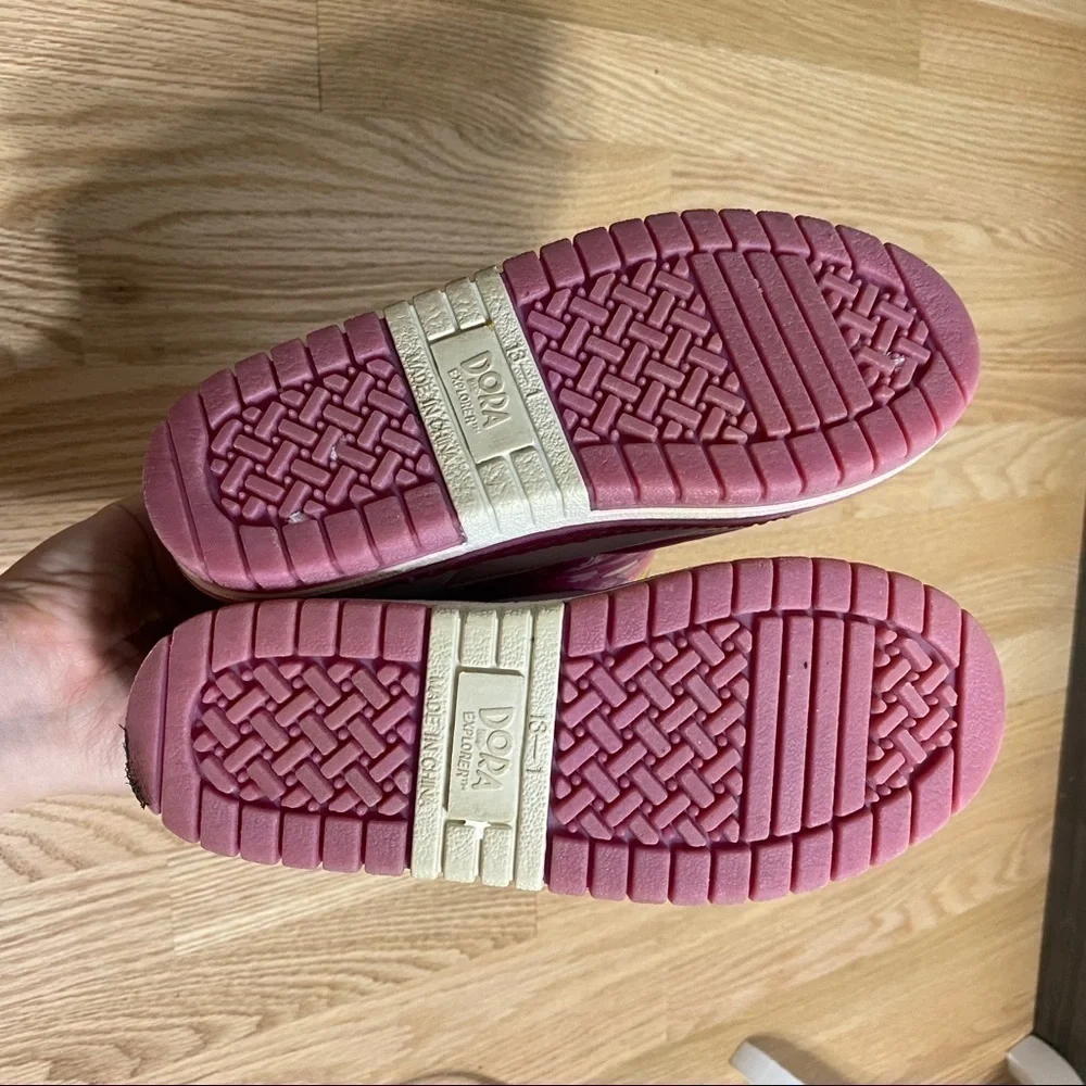 Nickelodeon dora explorer
