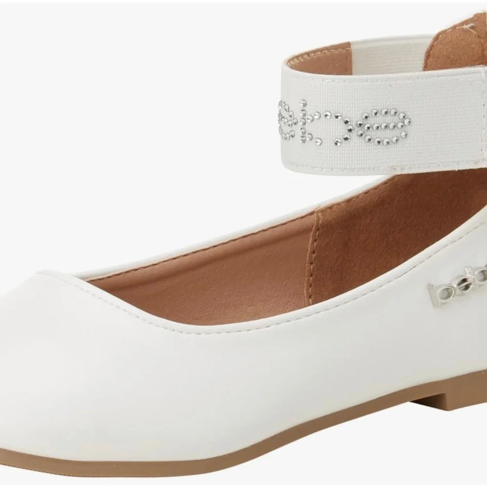 bebe chic white