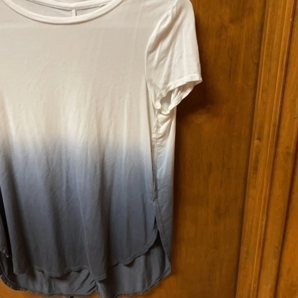 OLD NAVY OMBRÉ TEE