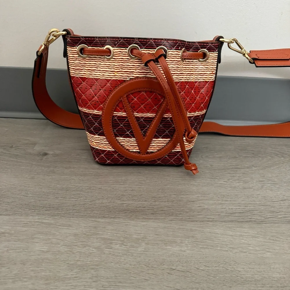 Valentino By Mario Valentino valentino by