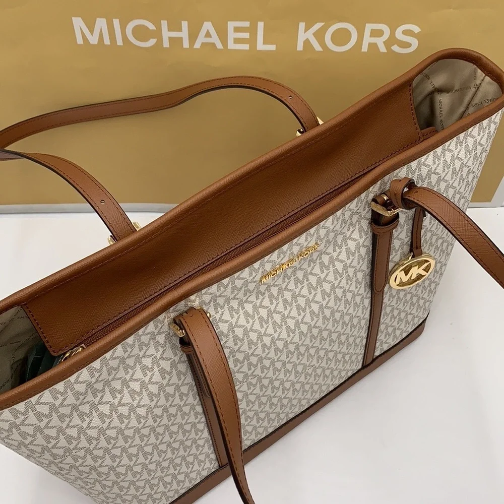 MICHAEL KORS TOP ZIP LARGE TOTE VANILLA COLOR