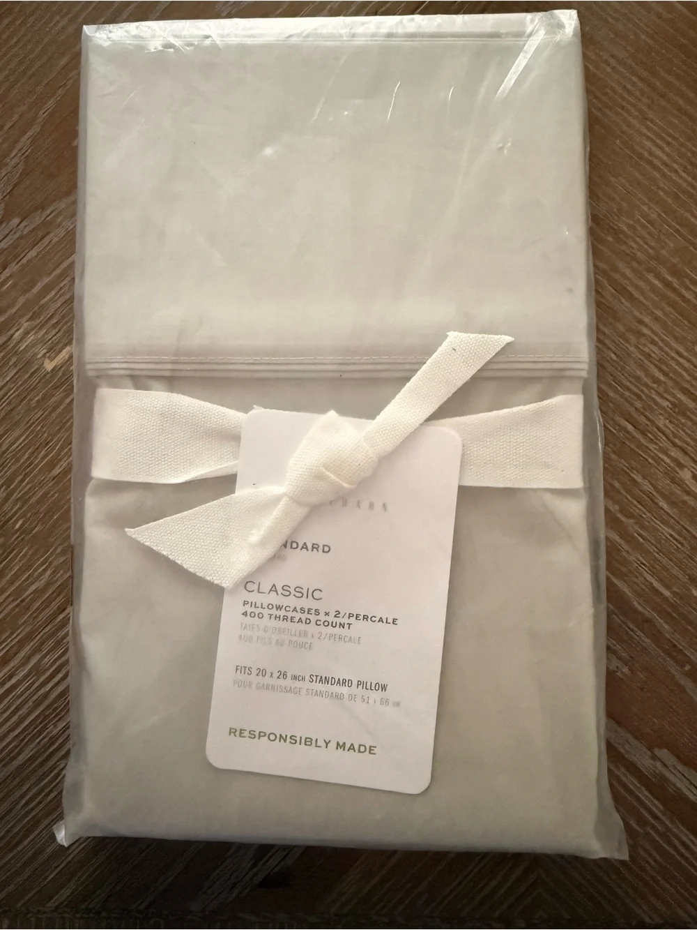 Pottery Barn pair of 2 standard pillow cases classic percale NEW