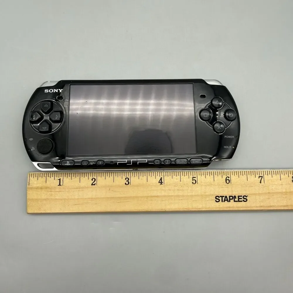 Sony PSP 3001 Handheld Gaming Console Black With Gran Turismo (READ)