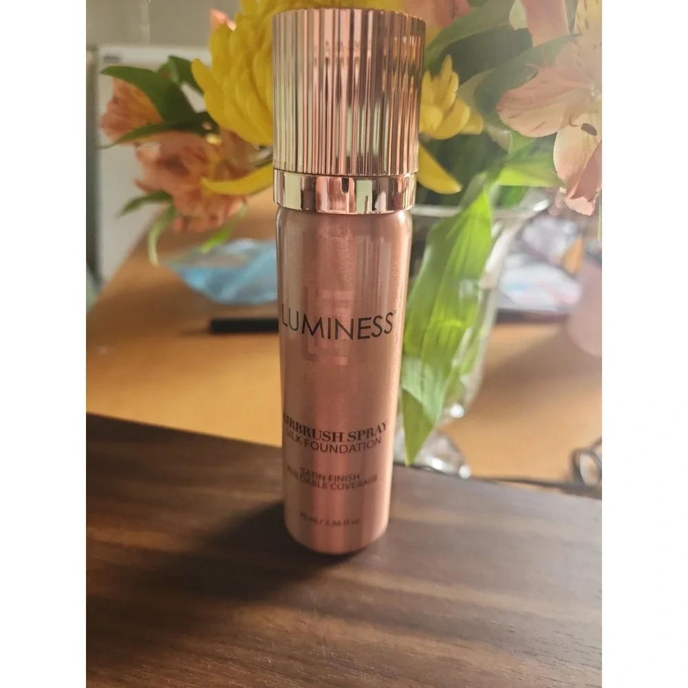 LUMINESS Silk Airbrush Spray Foundation - Full Coverage Foundation - Formula Hyd