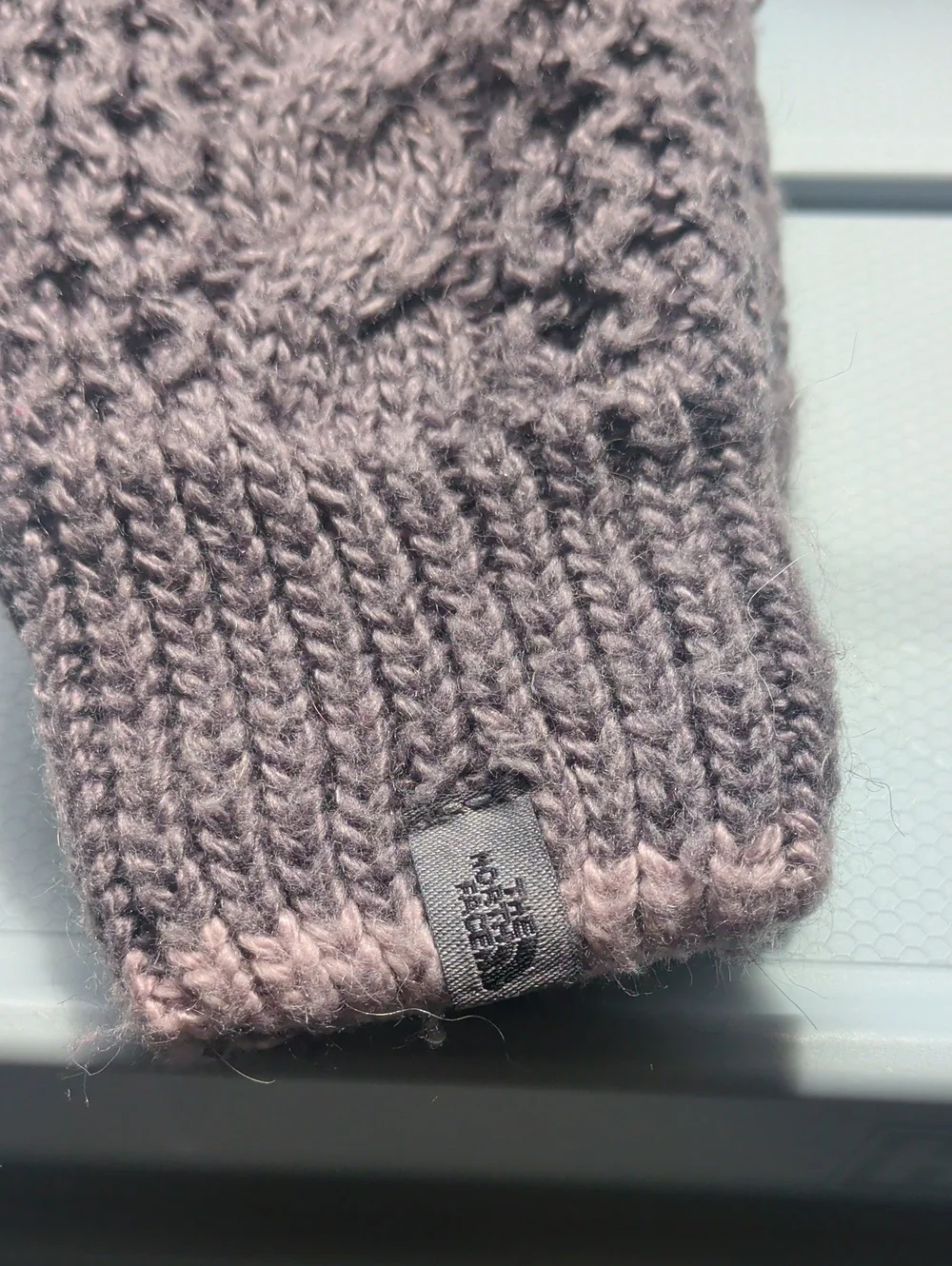 Northface Cozy Cable Knit Mittens in Dusty Purple