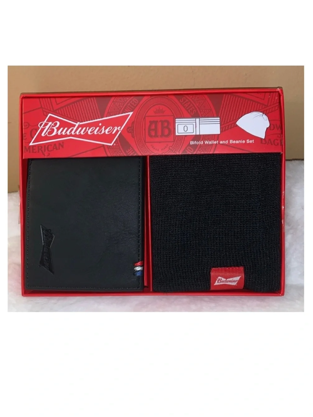 BUDWEISER Black Wallet & Beanie Gift Set NWT