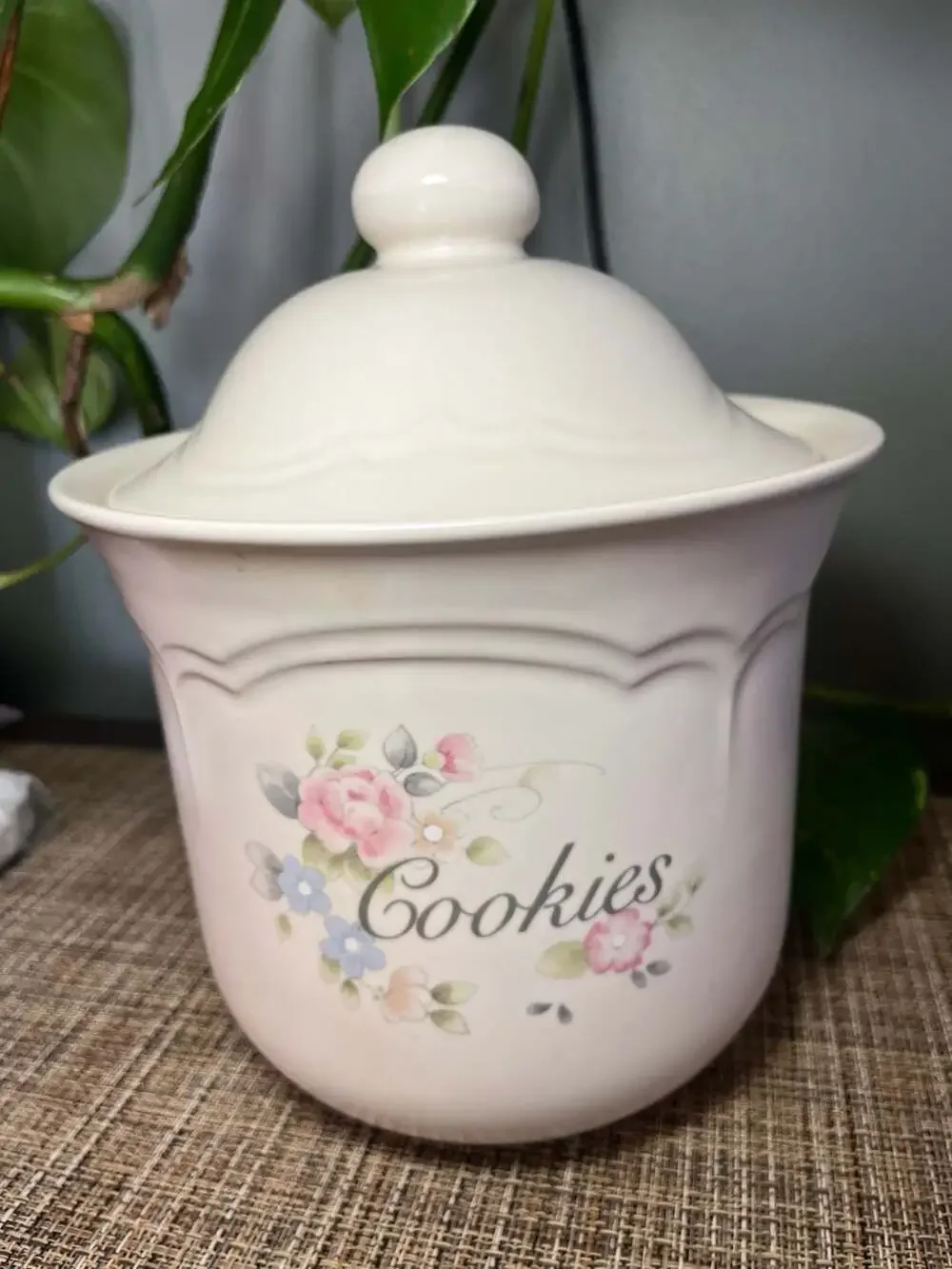 Vintage Pfaltzgraff “Tea Rose” Cookie Jar Canister