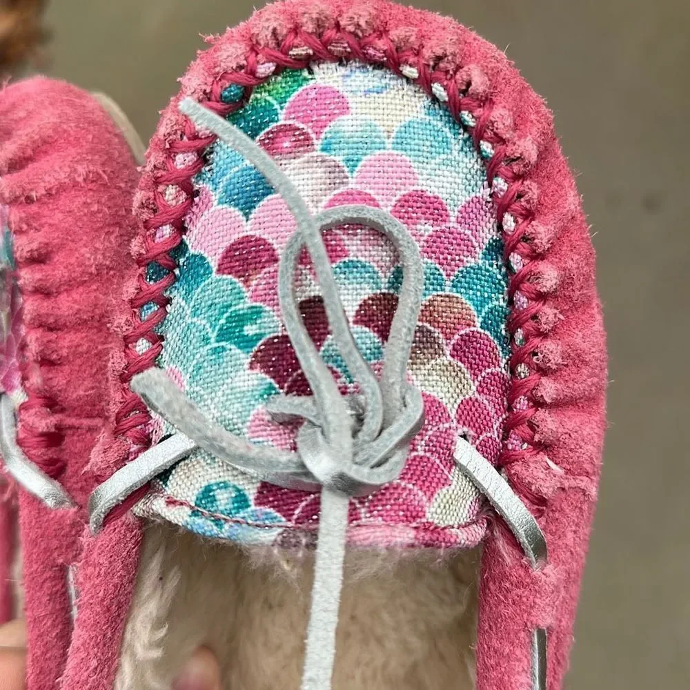 Minnetonka cozy moccasin