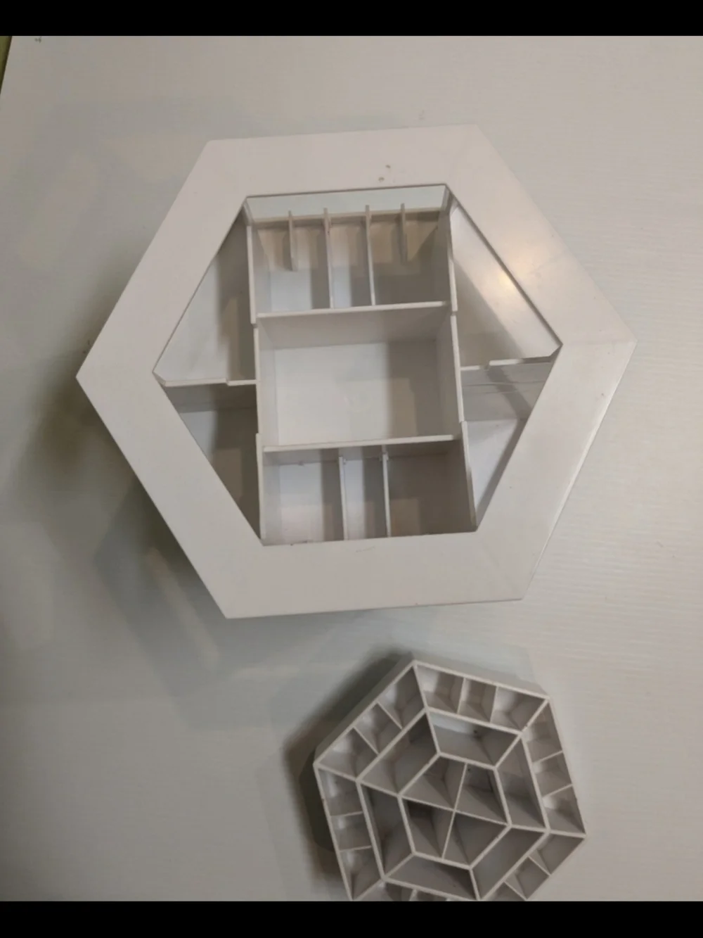 N/A hexagonal rotating