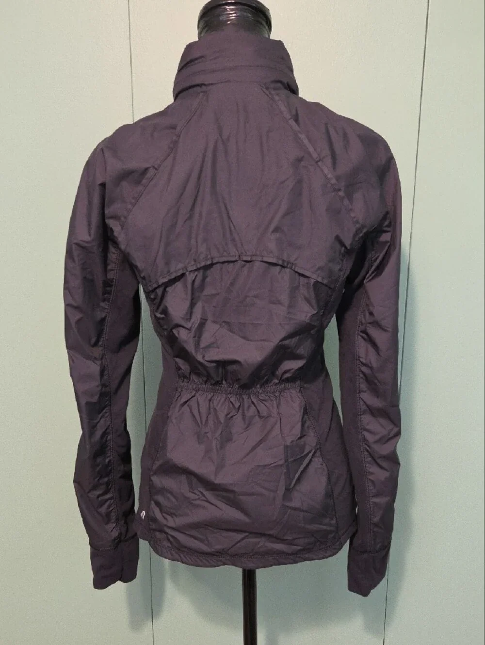 lululemon athletica listed zipper great