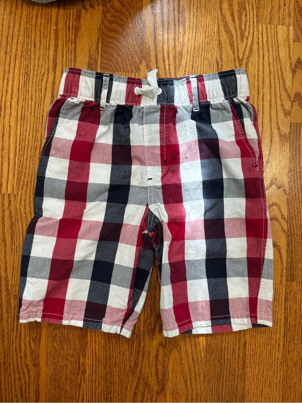 Gymboree size 6 boys Red, Navy & White Plaid 4th of July shorts