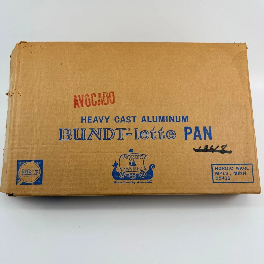 Nordic Ware vintage nordic