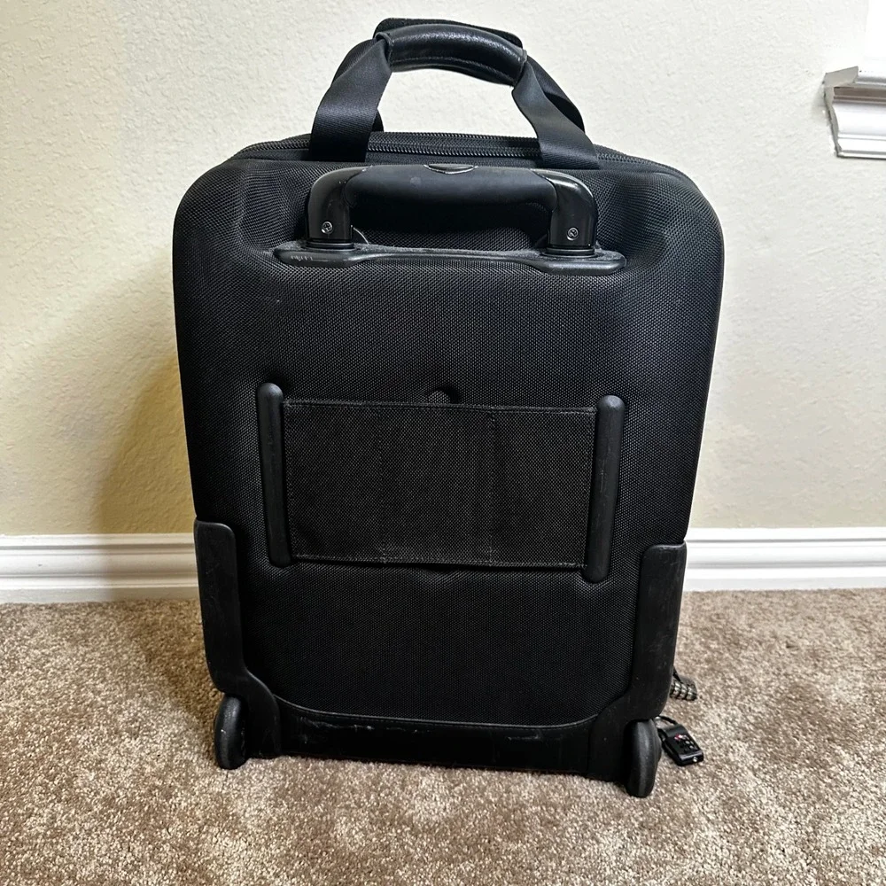 TUMI Alpha Black Ballistic Nylon Office Expandable Carry-On Roller Bag 26126DH