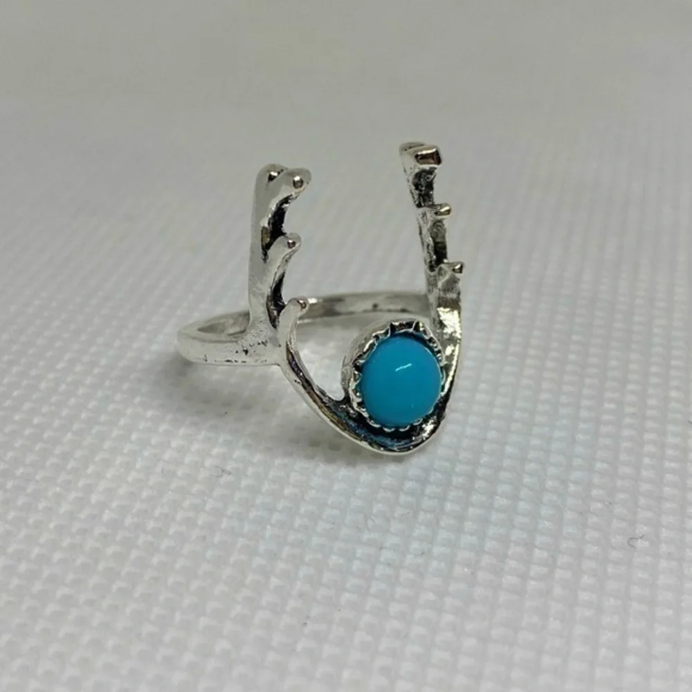Southwest Style Turquoise Antlers Ring