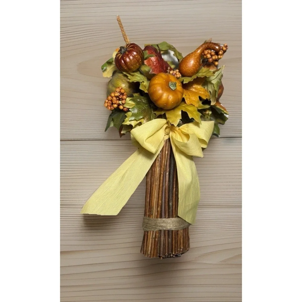 Rustic Farmhouse Pumpkin & Ghourd Floral Bouquet