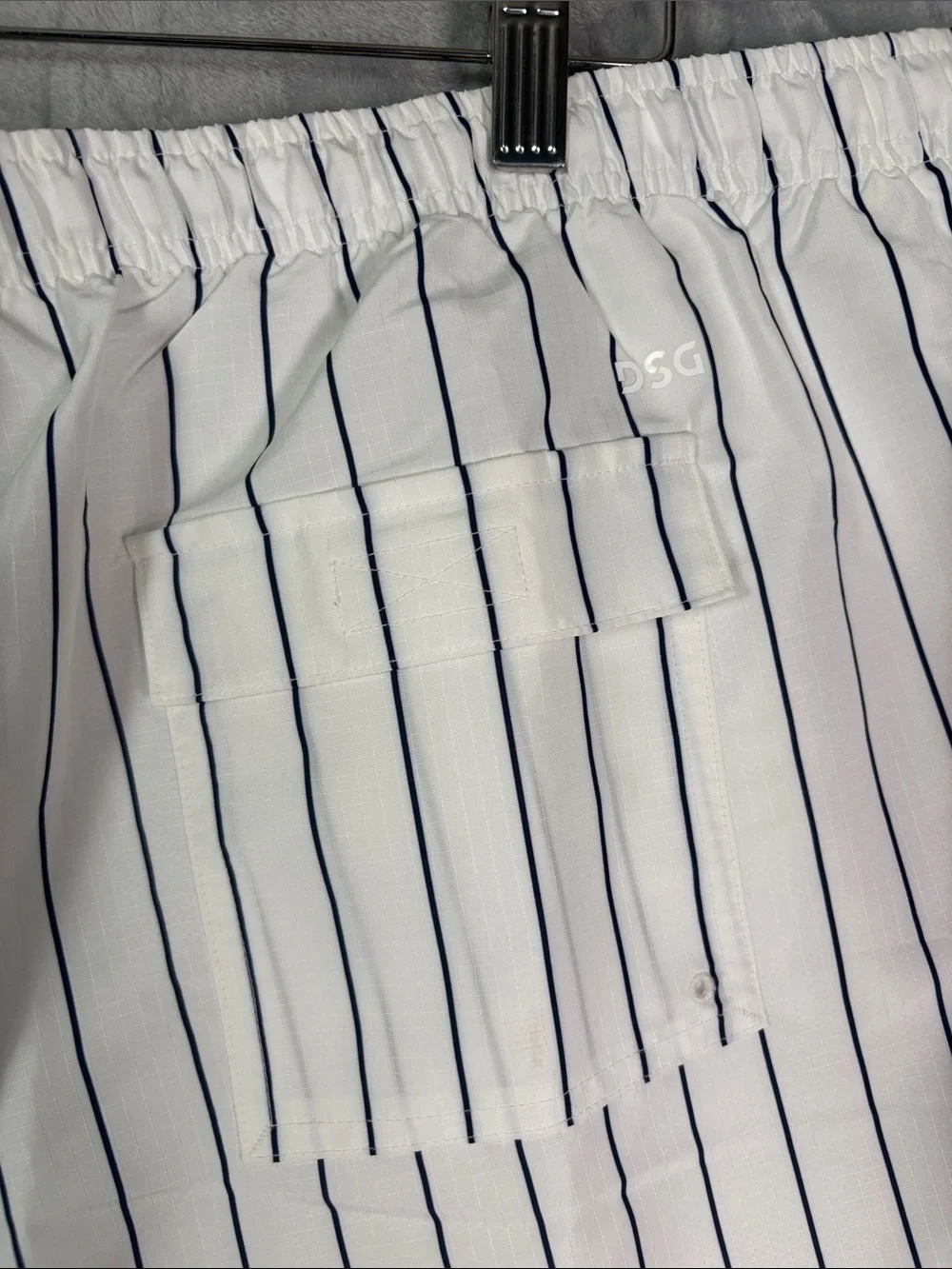 DSG relaxes lined mens