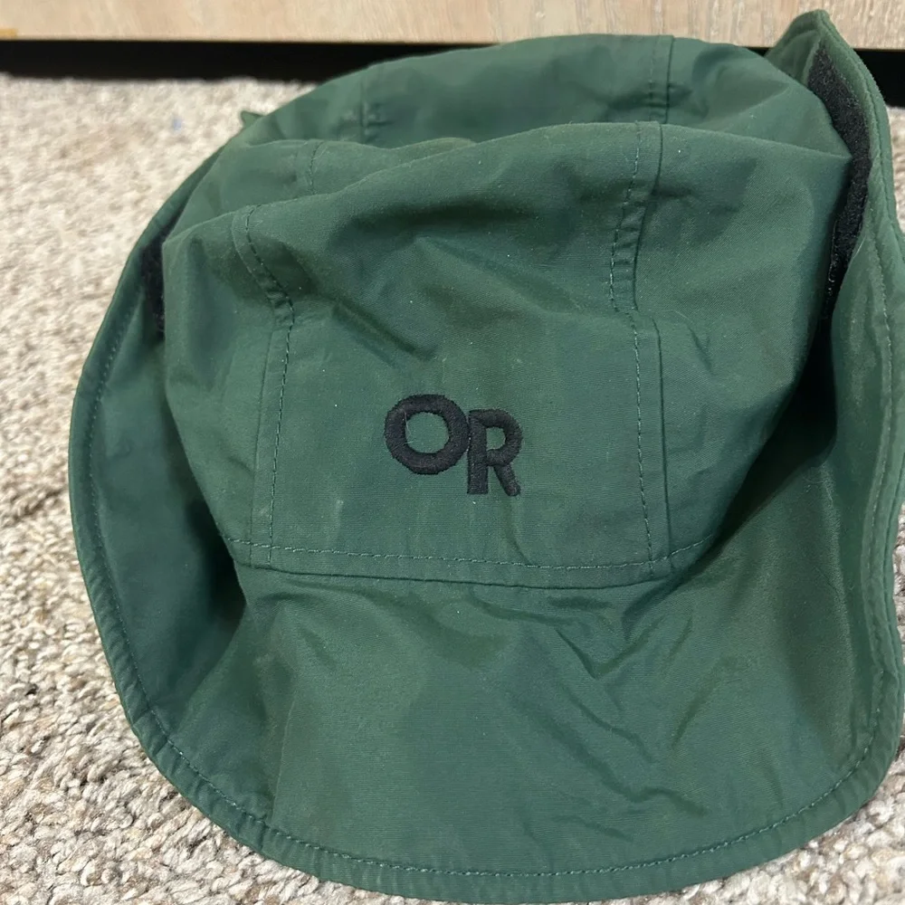 Outdoor Research design chin bucket