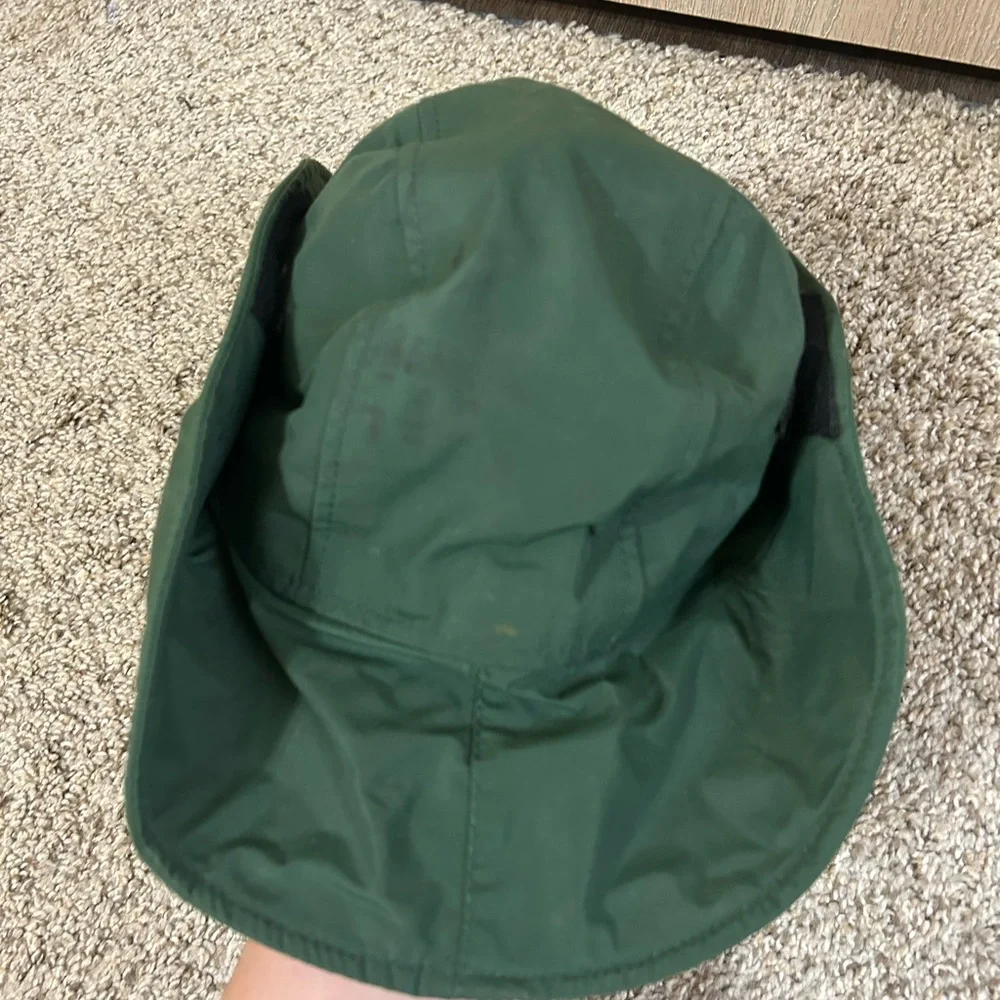 Outdoor Research men chin