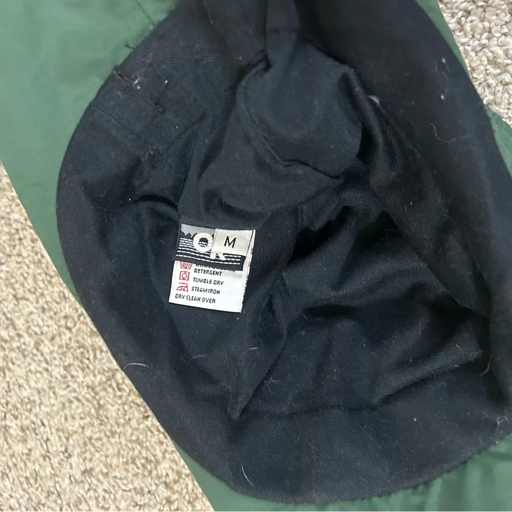 Outdoor Research research bucket
