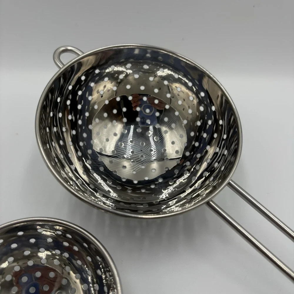 The Unbranded Brand vintage stainless