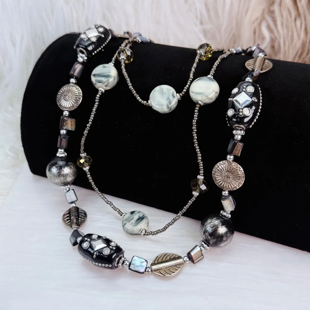 Beautiful, three strand island chic costume necklace