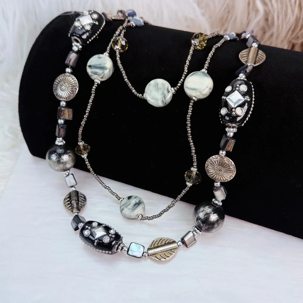 Beautiful, three strand island chic costume necklace