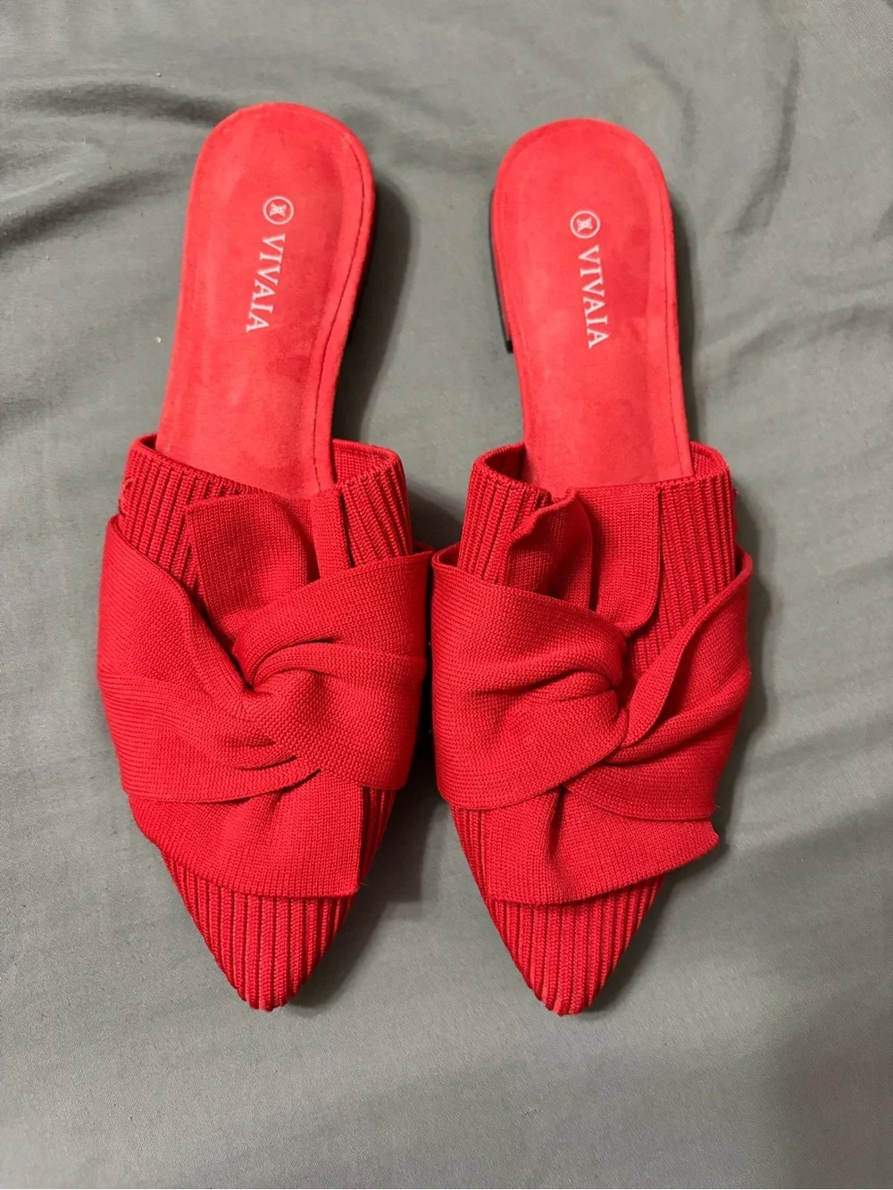 Vivaia elegant red