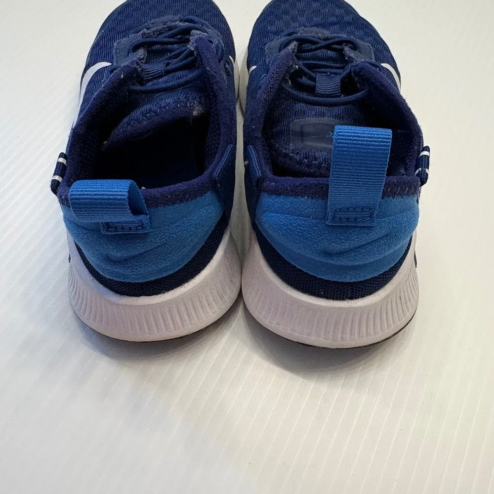 Nike star runner