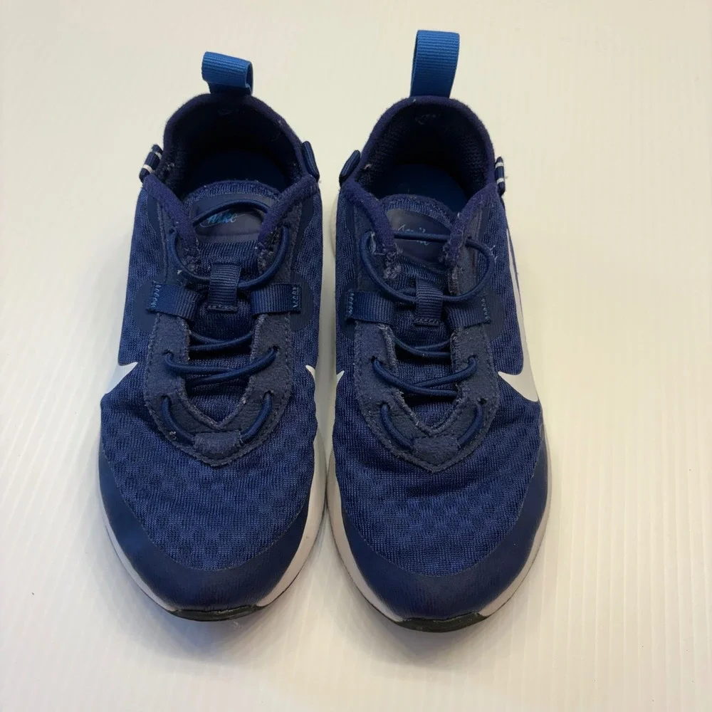 Nike star runner