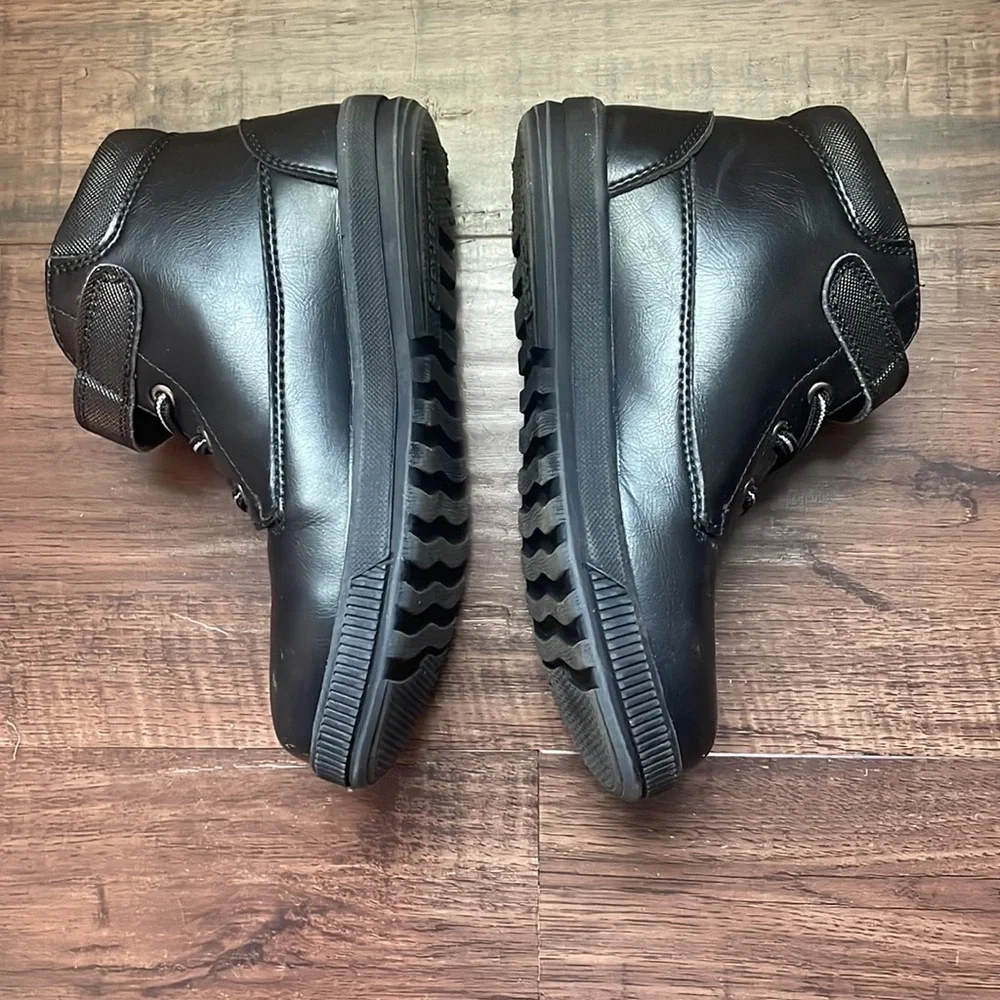 Deer Stags Quinton dress boots, EUC