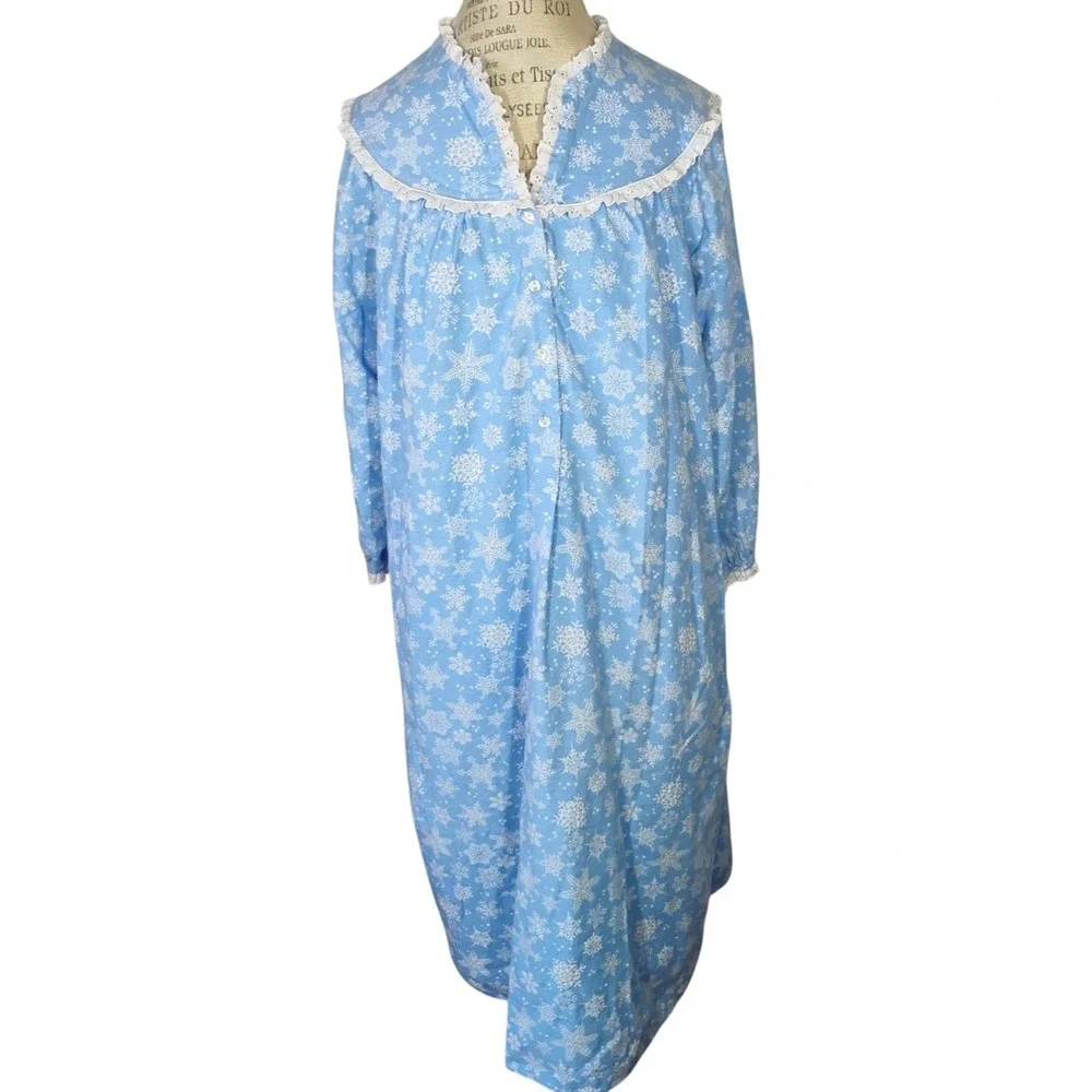 Lanz of Salzburg Nightgown Med Flannel Snowflake Maxi Cotton Cottage Winter
