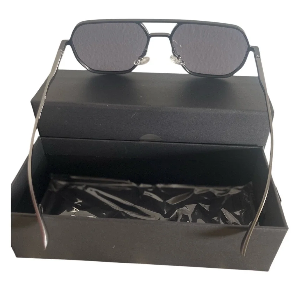 Vagueau Geometric Aviator Sunglasses Gunmetal Grey Double Bridge Modern Chic NEW
