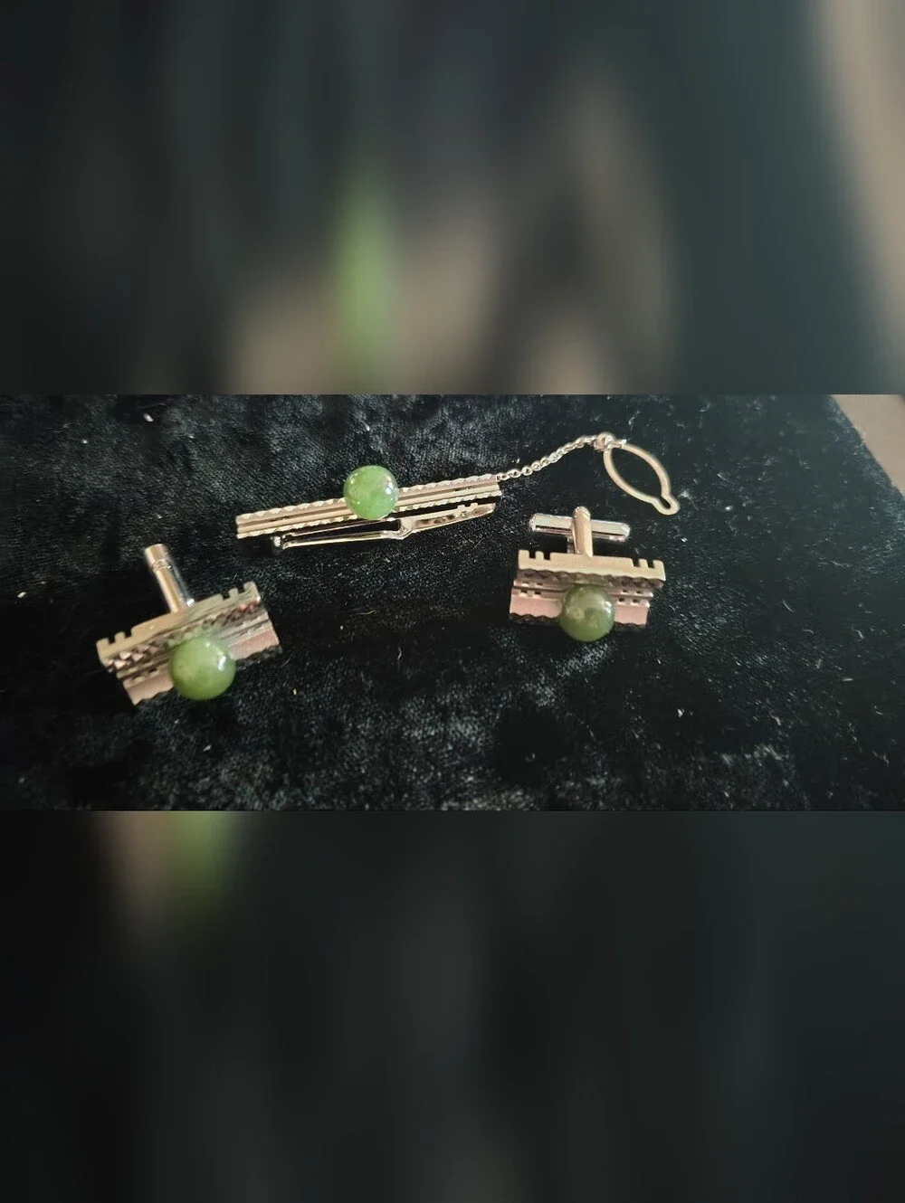 Silver Tone Tie Bar and Cufflink Set with Green Stone