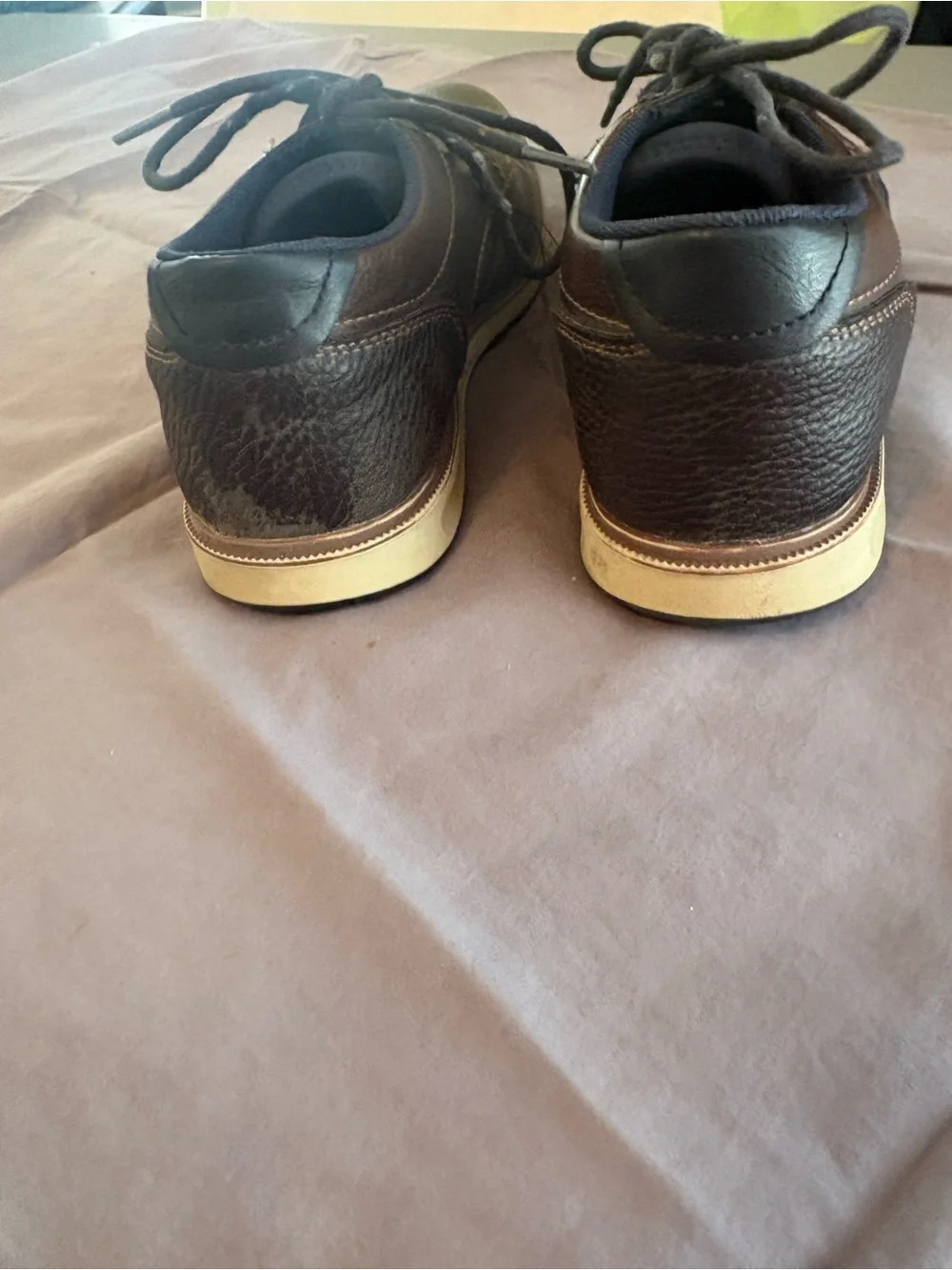 Classic Brown Leather Men's Lace-Up Casual Shoes