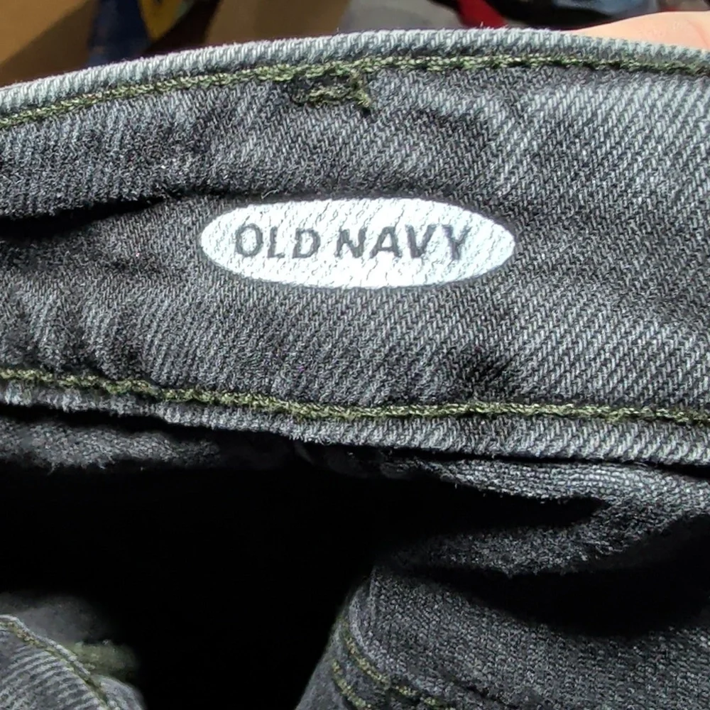Old Navy Black Acid Wash Denim Mini Skirt Frayed Hem Stretch Women's Size 6