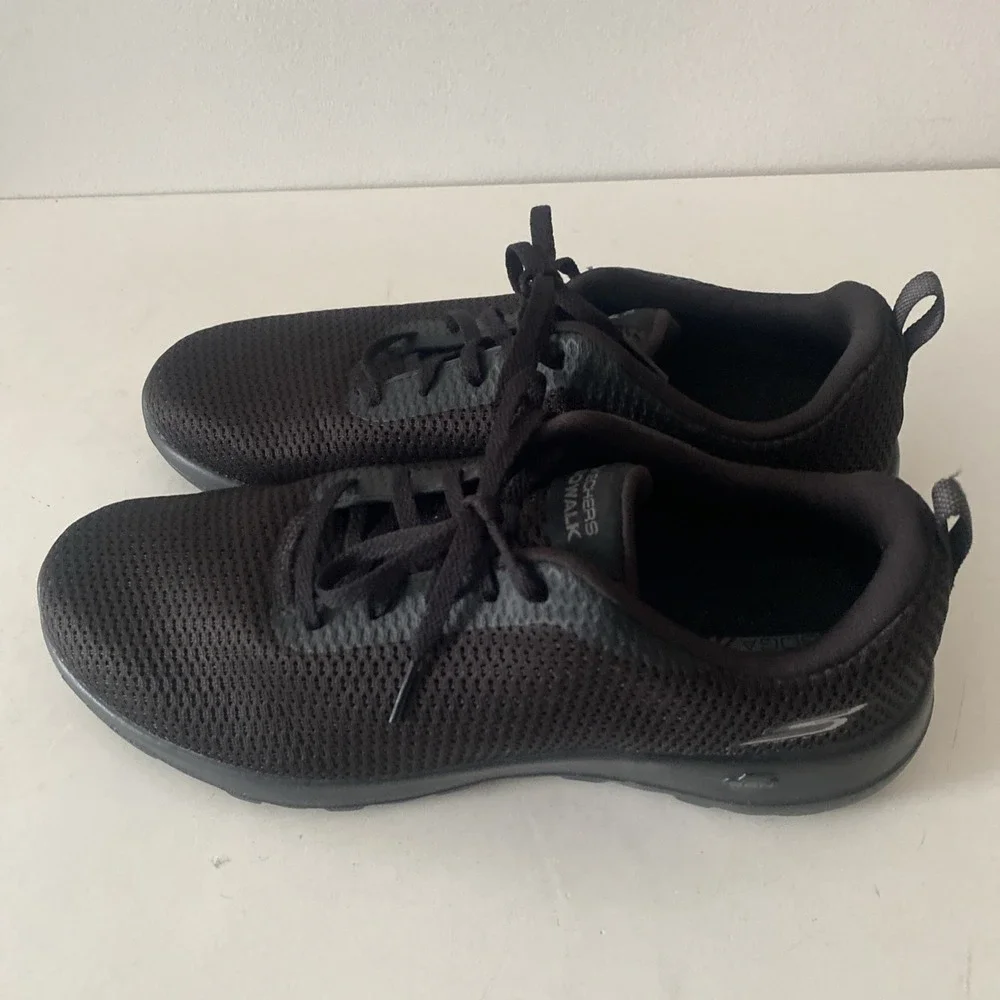 Skechers sneakers women