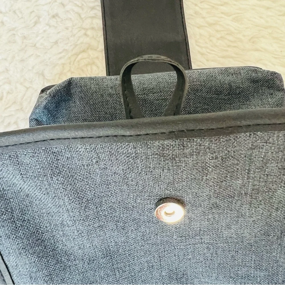 Bvlgari Parfume Black Leather Gray Canvas Bifold Cosmetic Novelty Pouch Case
