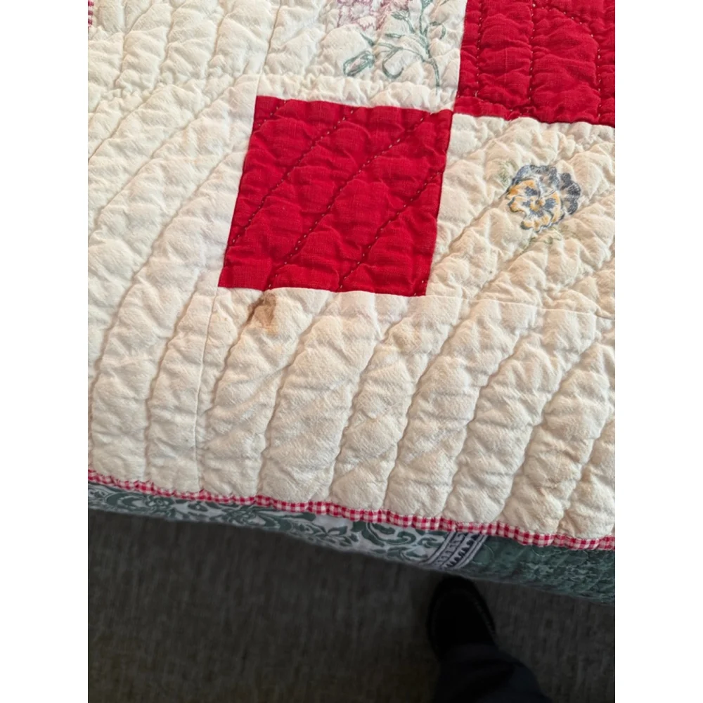Vintage Hand Quilted Red White Patchwork Quilt Farmhouse Gingham Back 57x44