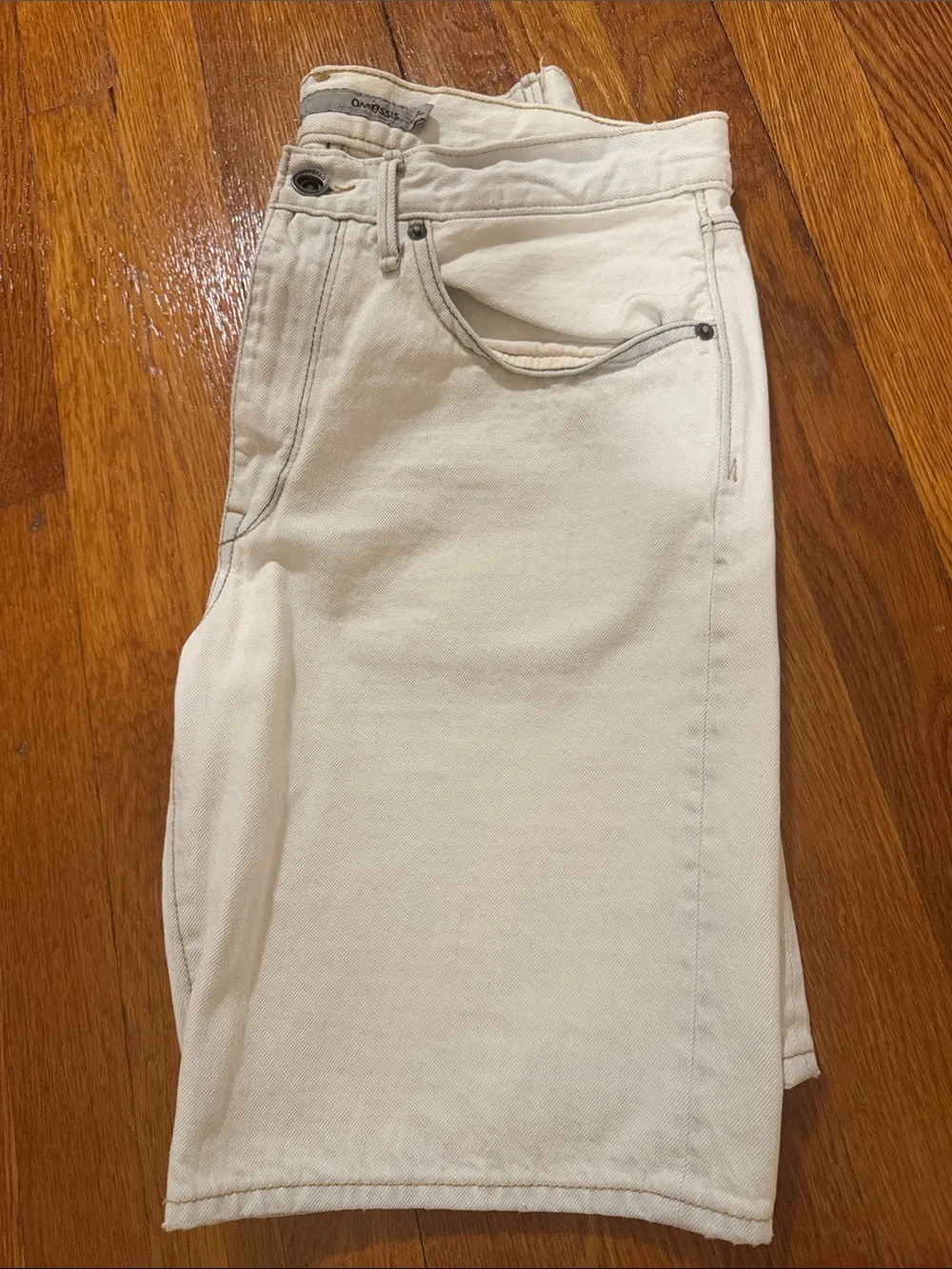 Omossis women’s Cream Casual Denim Shorts