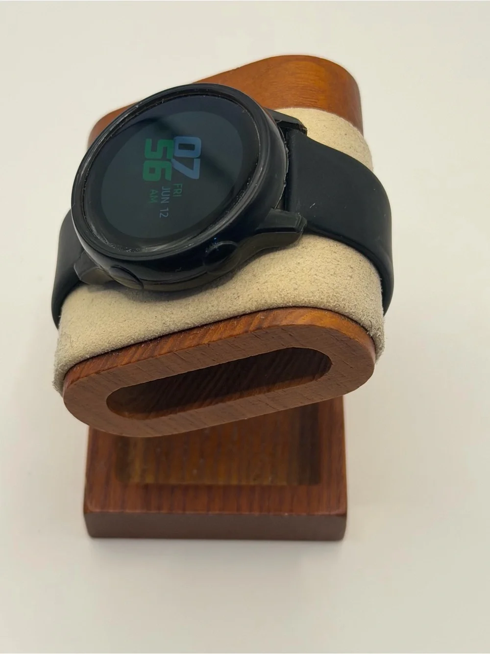 Samsung Galaxy Watch Active, Tested, Charger Included, Case Protecto, Smartwatch