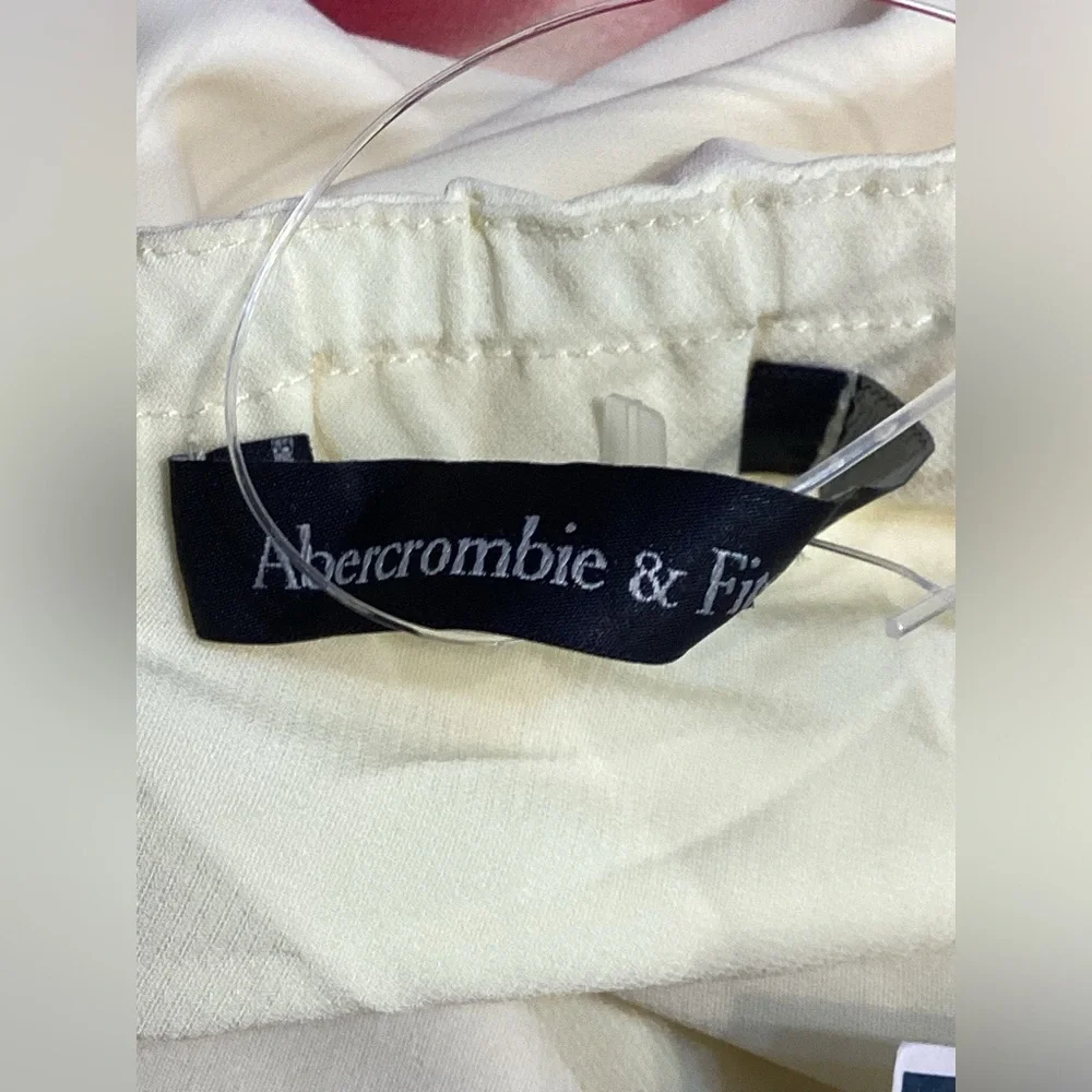Abercrombie & Fitch slim fitting