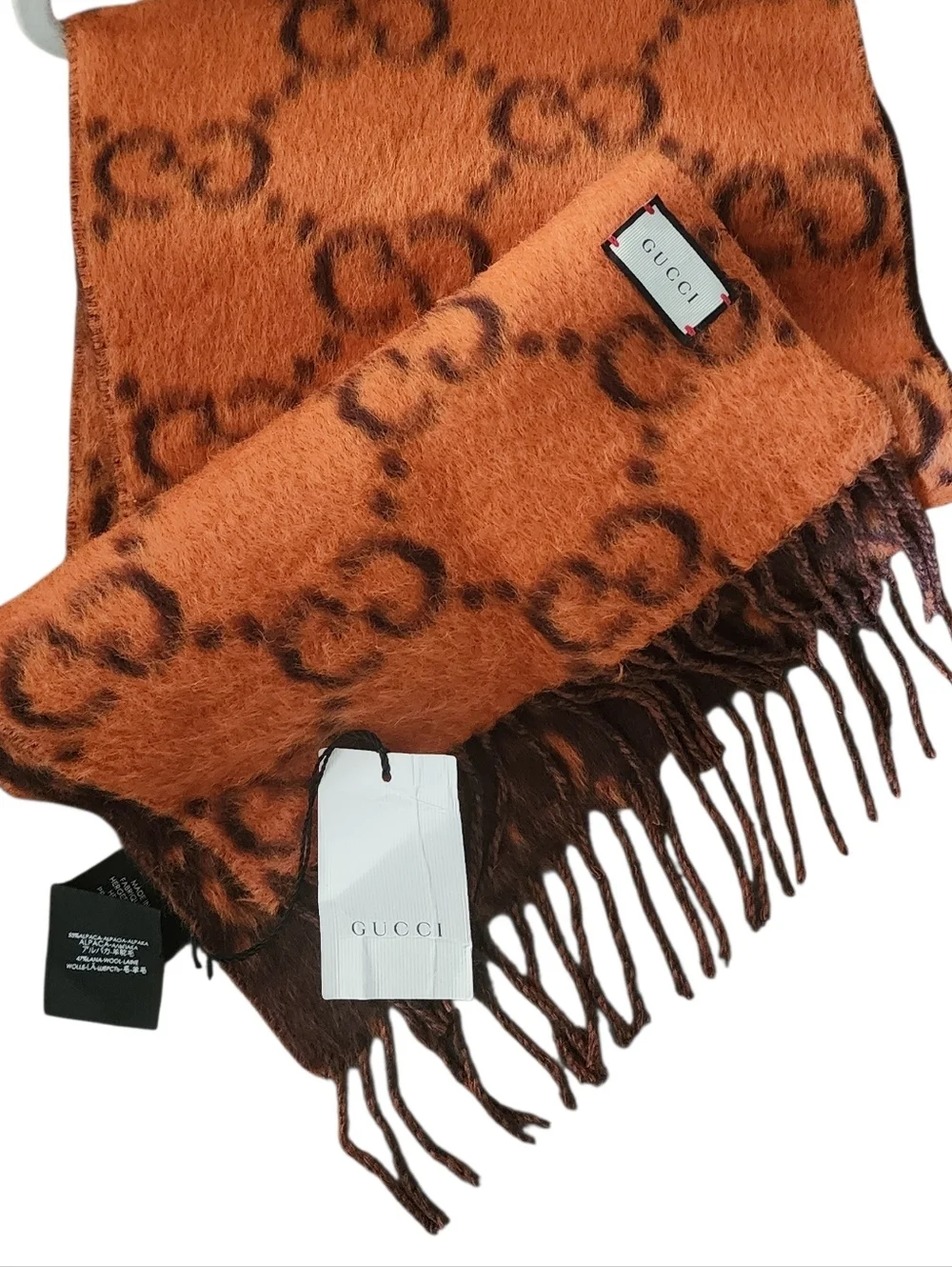 Gucci scarf all