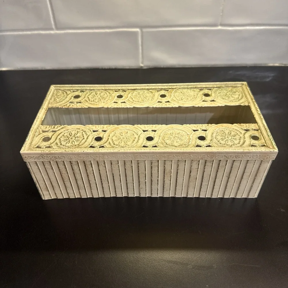 Lovely Vintage White Gold Filigreed Tissue Kleenex Box 10 1/4 x 5 x 3 1/2