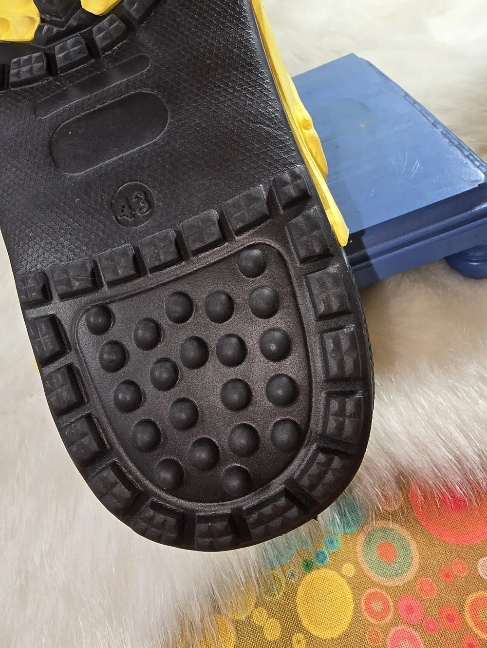 Nitro Mens Black & Yellow Slip-On Clogs