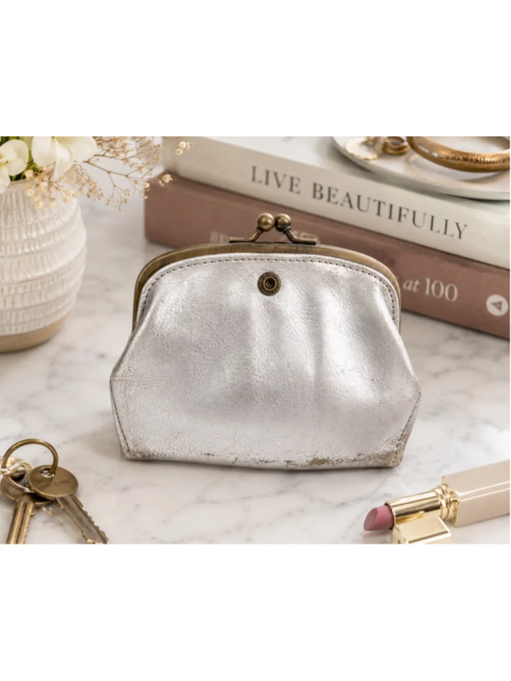 Hobo International Metallic Silver Leather Kiss Lock Coin Purse Card Wallet Flor