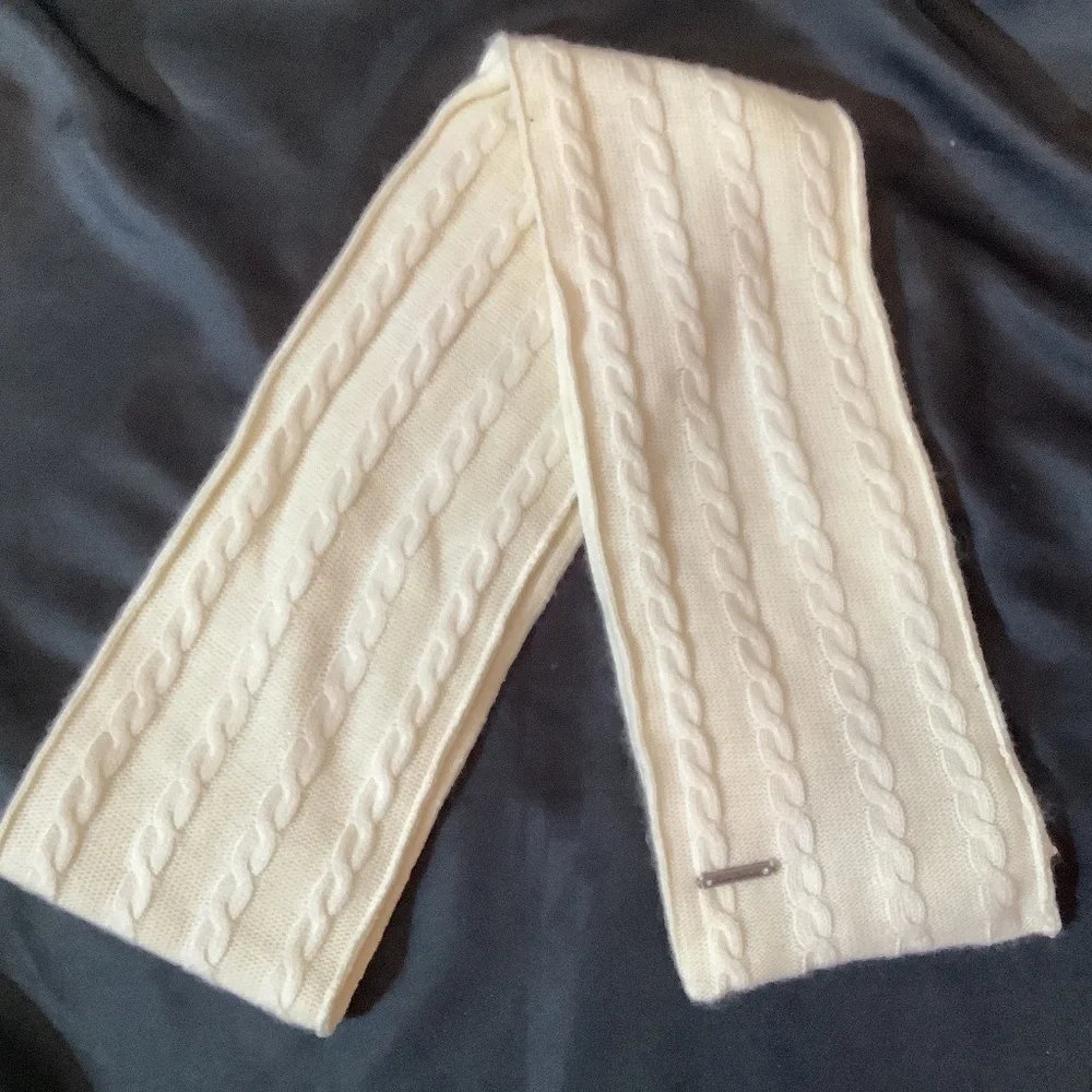 EUC Harley‎ Davidson cream Scarf BOGO