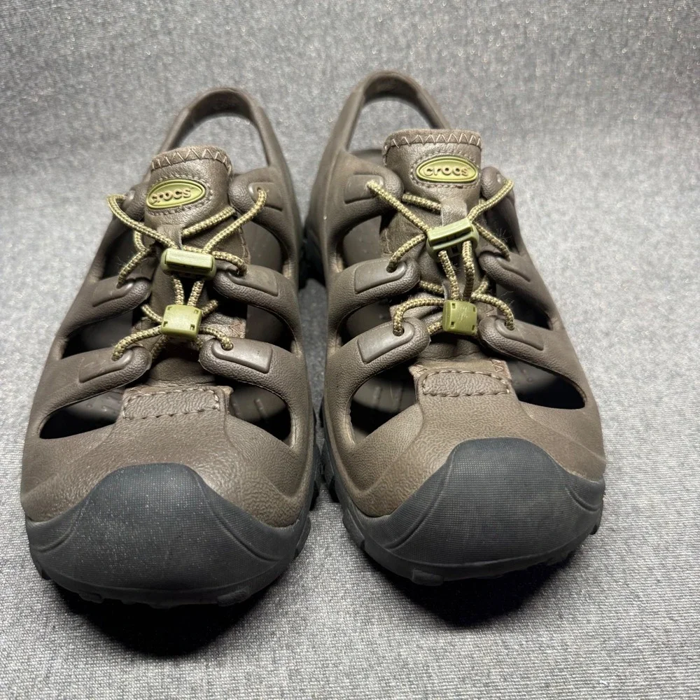 CROCS mesh deck