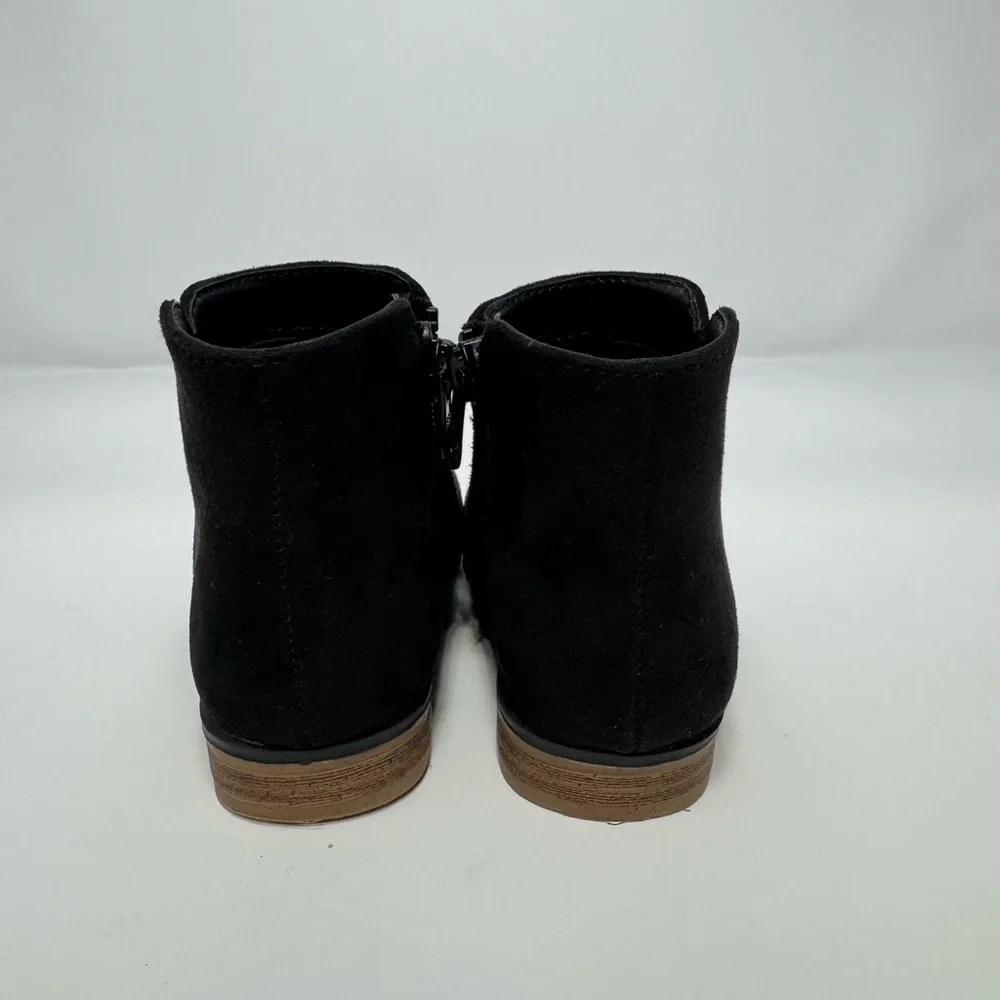 Cat & Jack sleek black