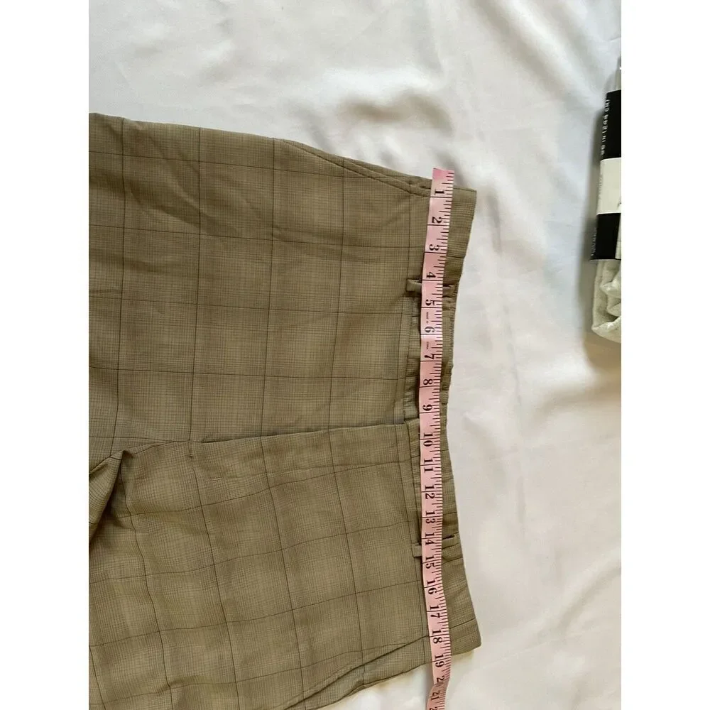Slazenger Golf Shorts men’s size 38‎ Plaid Tan Athletic Poly Spandex Flat Front