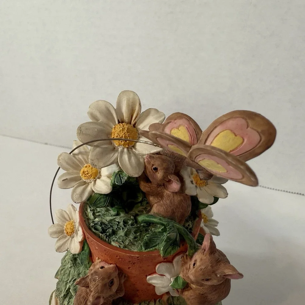 VINTAGE 1995 SAN FRANCISCO MUSIC BOX Mice Flower Butterfly EUC alike Forest Frie